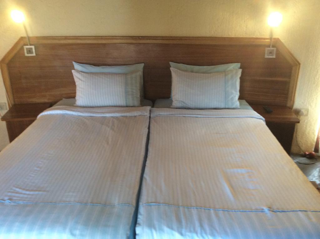 Voigtland Airport Lodge מראה חיצוני תמונה
